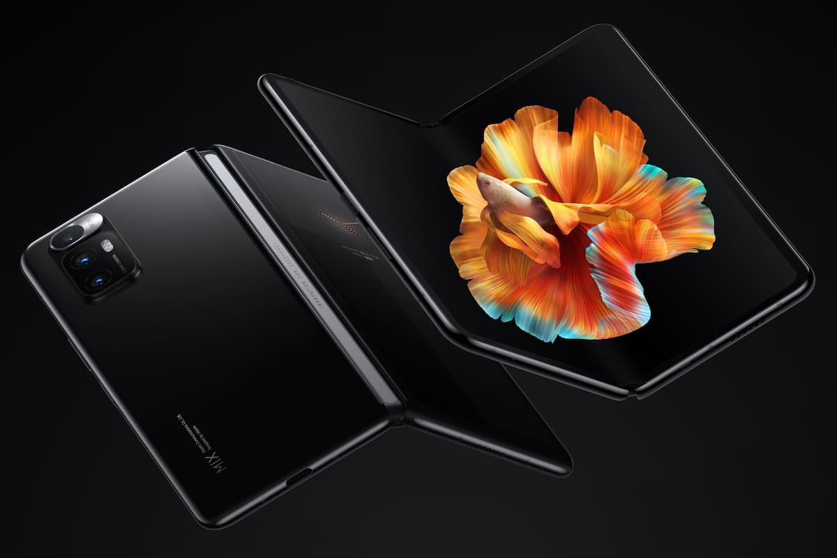 Xiaomi Mi Mix Fold es el primer teléfono de la compañía con pantalla plegable, y también el primero del mercado con una lente líquida para la cámara