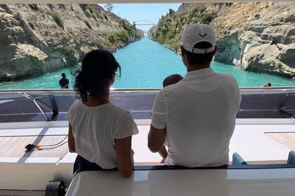 Xisca Perelló, Rafael Nadal y su hijo, Rafael Jr.