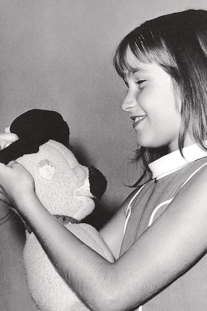 Una foto de su infancia que compartió en sus redes sociales para su cumpleaños número 57.