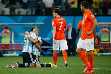 Y Sergio Romero se convirtió en héroe, nomás...