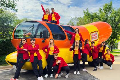 Ya abrió la convocatoria para ser el nuevo conductor del Wienermobile (Instagram @oscarmayer)