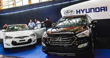 Ya en 2013 se exhibían automóviles surcoeranos en la feria de La Habana (FIHAV).