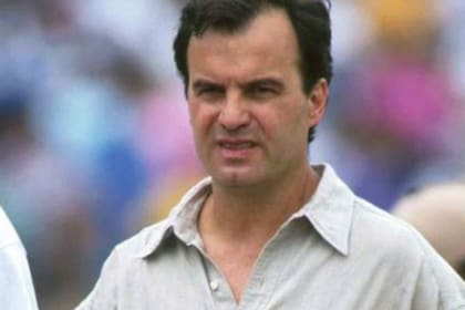 Ya en sus tiempos en México, en sus inicios como DT, Marcelo Bielsa dejaba una huella de sus "locuras"