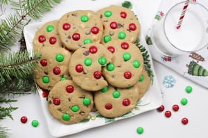 Ya es tiempo de ir preparando las cookies para tener listas y regalar en los días de Navidad.