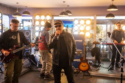 Ya está disponible la sesión de Las Pelotas.