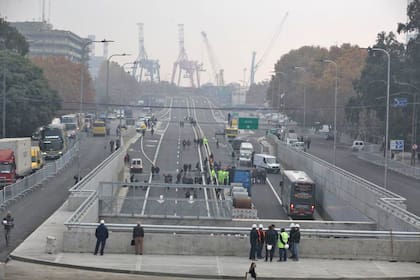 En medio de un neblina matinal, alrededor de las 8 de la mañana comenzó a inauguración oficial