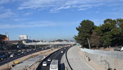 Ya se habilitó una nueva colectora en la autopista (Foto: GCBA)