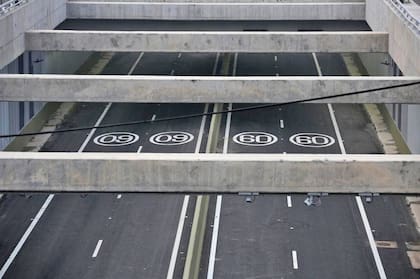 Ya se puede circular por el paseo del Bajo