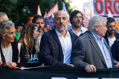 Yacobitti, en la marcha universitaria