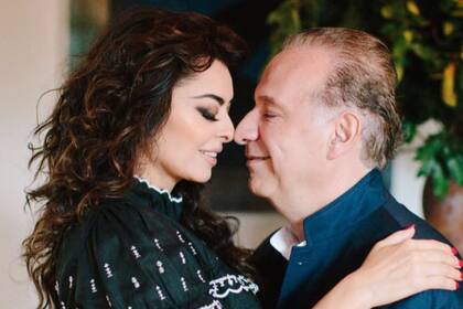 Yadhira Carrillo y su esposo, el abogado Juan Collado, quien se encuentra detenido desde 2019