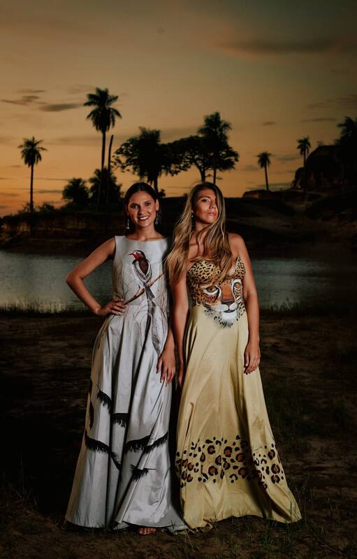 Yaguaretés y aves de los esteros sirvieron para inspirar vestidos de noche.