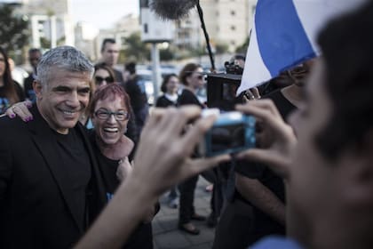 Yair Lapid es una figura popular en Israel, sobre todo en la más secular Tel Aviv
