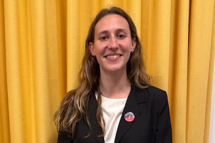 Yamila Farrell: “Nos parece algo positivo porque justamente habla de que es importante la mirada y la participación de las rurales y de los productores en cuanto a la planificación y la coordinación de los trabajos de mantenimiento y mejora de los caminos. Lo que vamos a tener que analizar, entender y alinear es cómo sería este esquema de trabajo propuesto, porque hoy lo que tenemos es un anuncio”