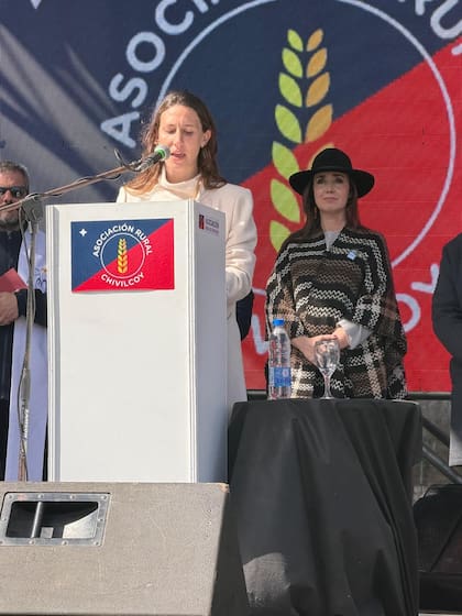 Yamila Farrell, presidenta de la Sociedad Rural de Chivilcoy, durante el evento