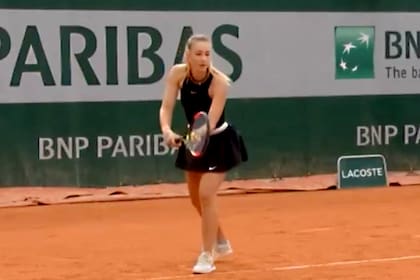 La tenista rusa Yana Sizikova, arrestada y sospechada tras un partido en Roland Garros 2020 que encendió la alarma.