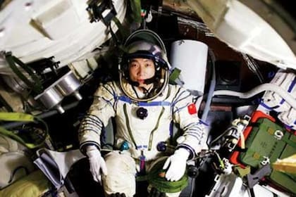 Yang Liwei se convirtió en el ser humano número 241 del mundo en visitar el espacio exterior (Foto: China National Radio)