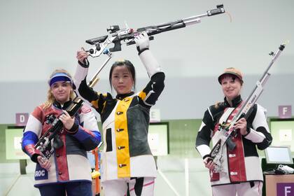 Yang Qian, del equipo chino de tiro femenino