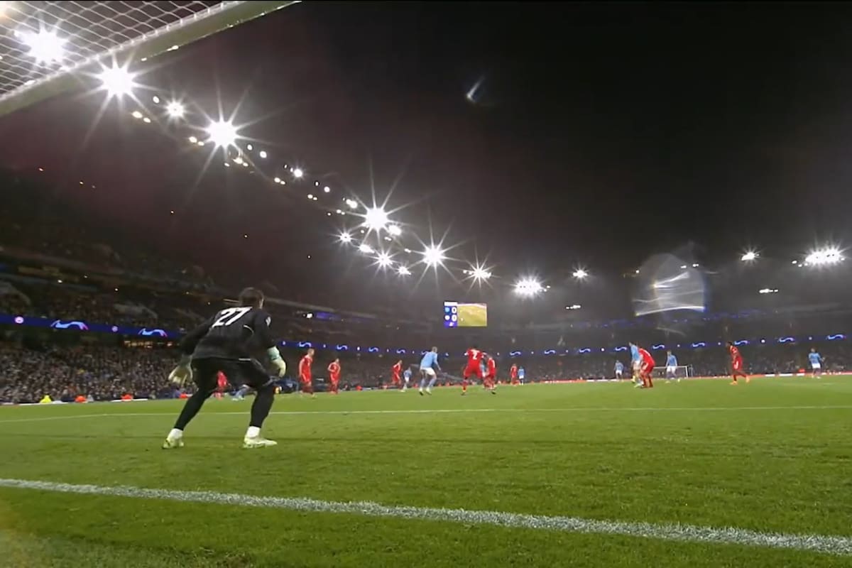 Yann Sommer está por comenzar su vuelo estéril ante el remate desde fuera del área de Rodri, que se convertirá en el 1-0 de Manchester City ante Bayern, por la Champions League.