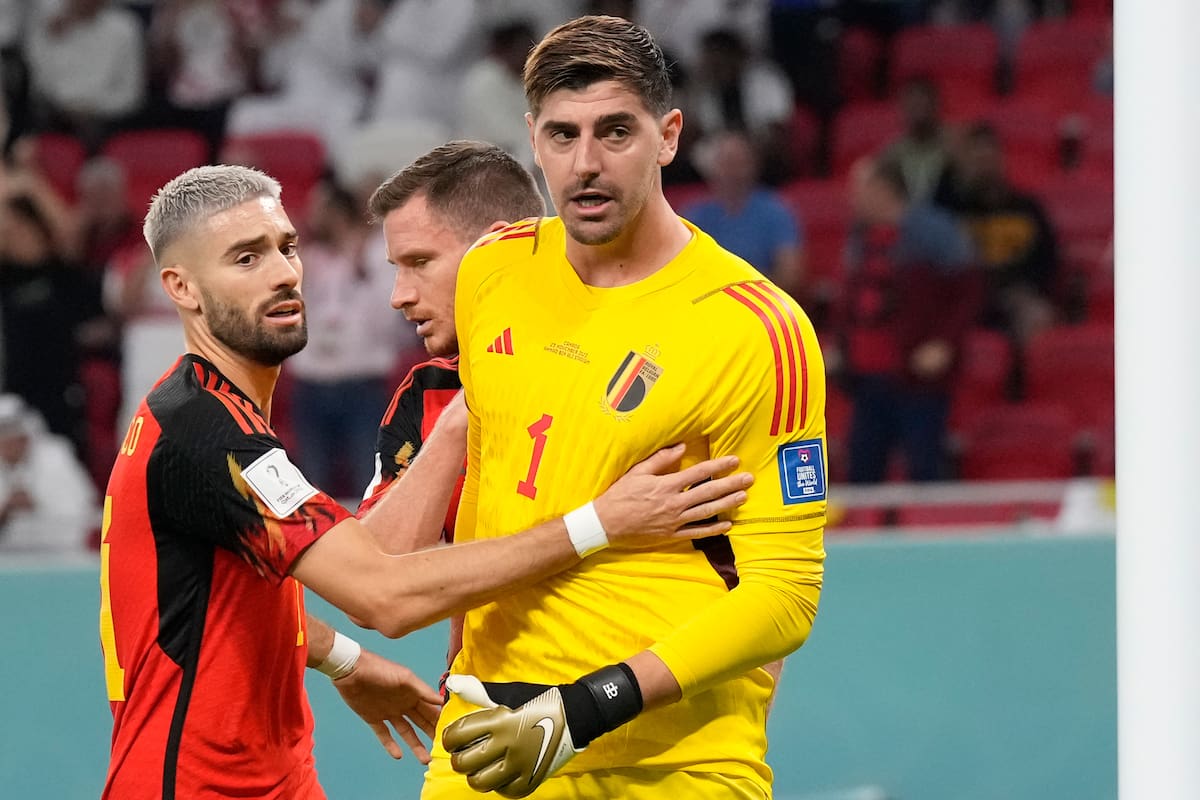 Yannick Carrasco y Thibaut Courtois, compañeros en el pasado en Atlético Madrid y también en la selección de Bélgica
