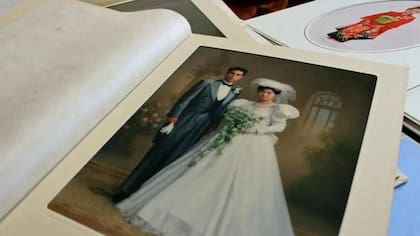 Yasuo y Yuko en una foto de boda