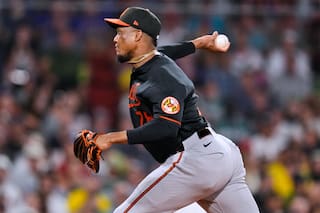 Los Orioles aseguran a Yennier Cano con una extensión de dos años y opción para 2029