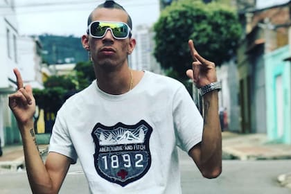 Yersey Tami cuenta en su tema musical cómo asesinó de un balazo a un comerciante de Bucaramanga