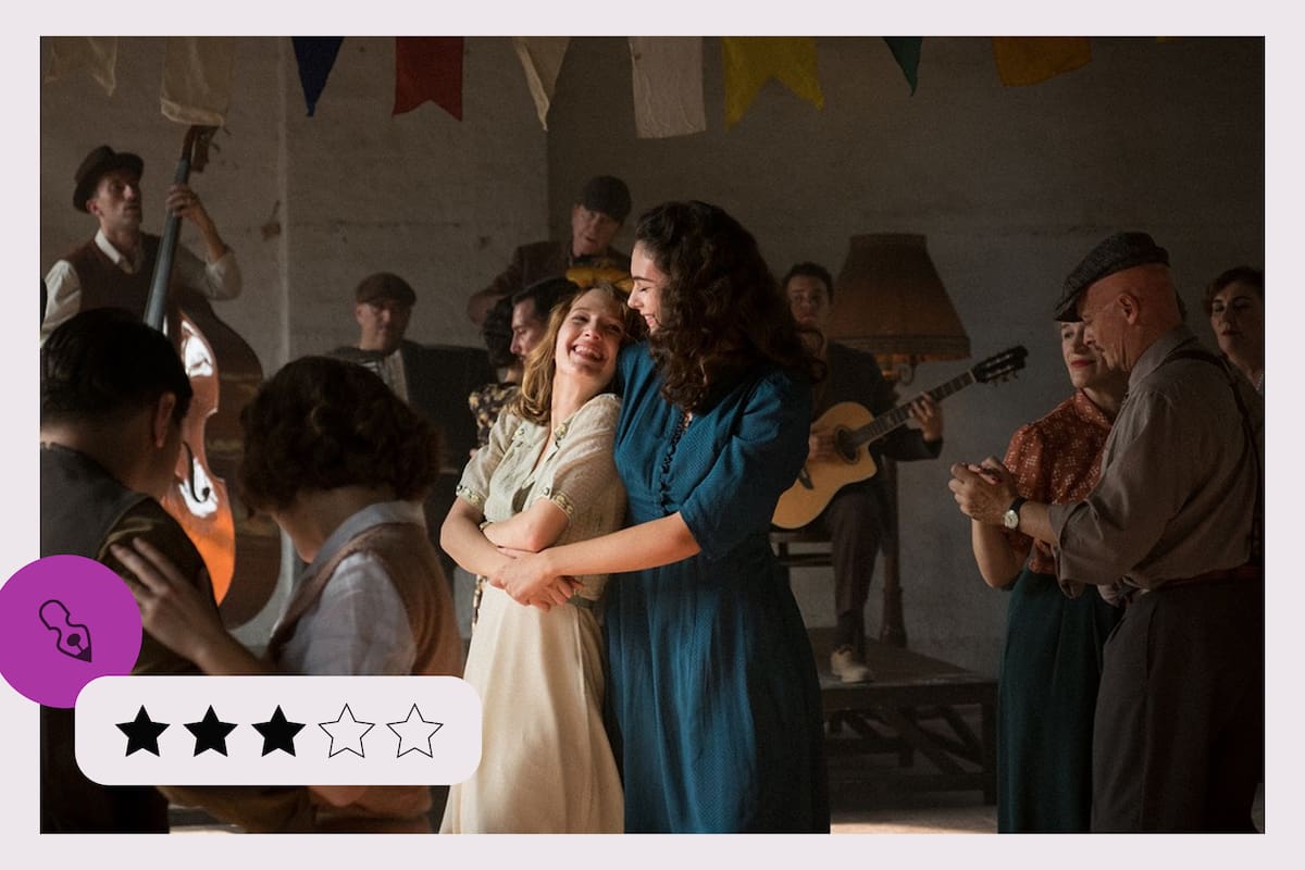 Yile Yara Vianello y Deva Cassel en El bello verano, una amistad rebosante de bohemia y libertad