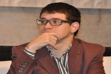 “Yo les enseño contenido y valores. Además, trato de motivar a mis alumnos, está muy bueno el ida y vuelta con ellos, es un aprendizaje compartido. Ellos aprenden de mí y yo de ellos”.