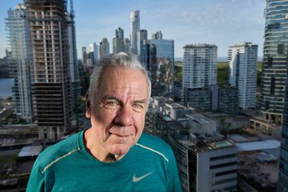"Yo no pienso en el pasado; no tengo nostalgia por el pasado. Lo único que me preocupa es no estar en el futuro. Me encanta lo que viene, me enamoro de lo que viene"