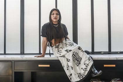 "Yo soy latinoamericana, tengo otro color de piel: tengo que hablar de esto –cuenta–. Por eso elegí el nombre Chola"