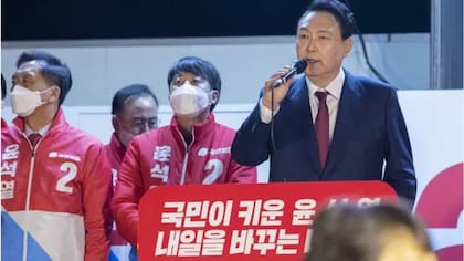 Yoon Seok-yeol hizo campaña para cambiar el sistema de conteo de edad en Corea del Sur