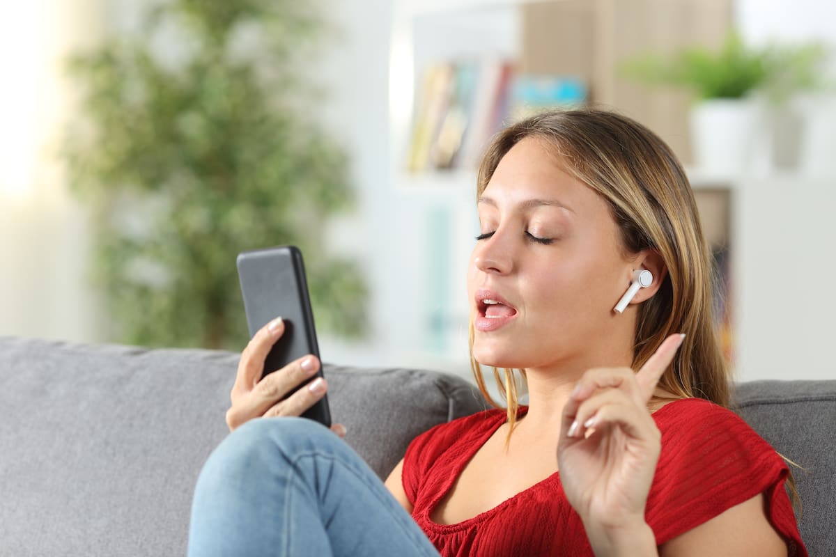 YouTube Music ahora permite buscar una canción cantando o tarareando la melodía en su app para Android