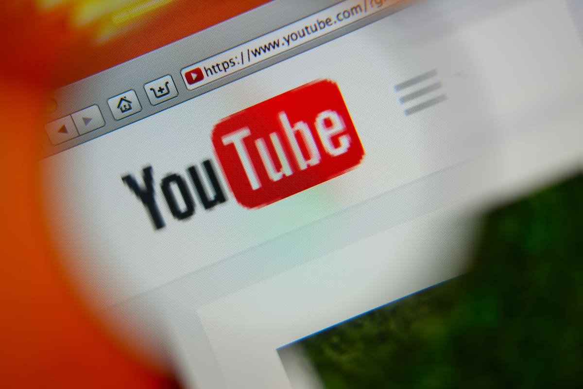 YouTube tomó la decisión de ralentizar el funcionamiento de la plataforma si intentás acceder con un bloqueador de avisos instalado en tu computadora