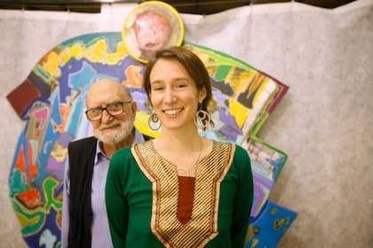 Yuyo y Cecilia. Ivanchevich, asistente de Noé, dice que el mundo del maestro es tan rico, con tantas posibilidades, que puede dedicarle toda tu energía.
