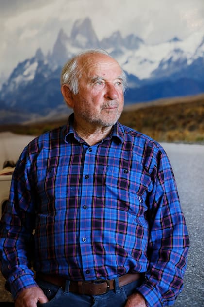 Yvon Chouinard tiene 83 años es un escalador estadounidense, ecologista, y empresario de la industria de la indumentaria para actividades al aire libre