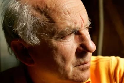 Yvon Chouinard se describe como un "dirtbag", un término que entre los montañistas se refiere a alguien que valora más su tiempo que el dinero y pasa la mayor parte de ese tiempo haciendo el deporte que lo apasiona