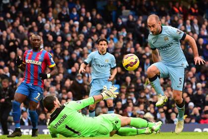 Zabaleta titular en el Manchester City