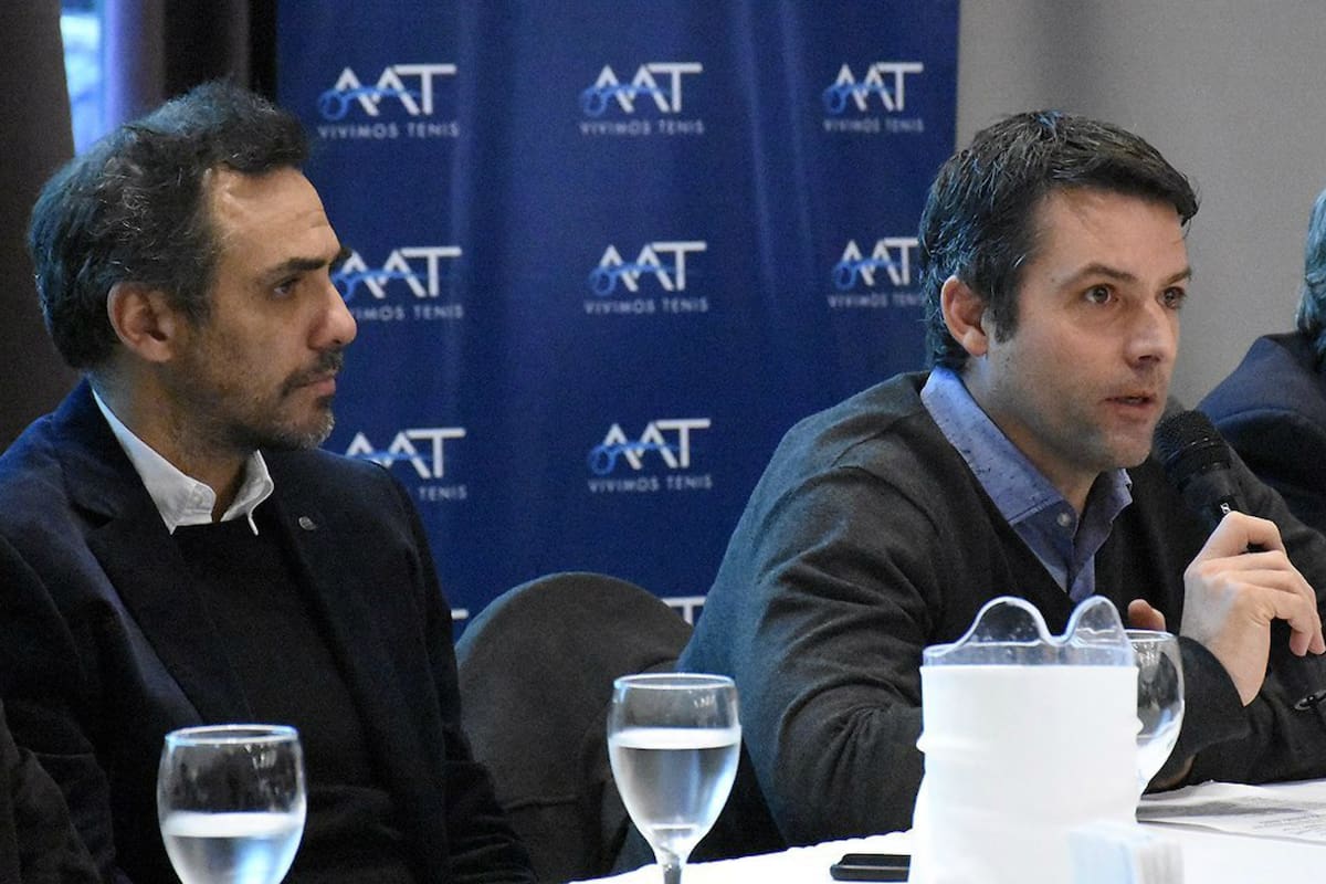 Zabaleta y Calleri, vicepresidente primero y presidente de la AAT, respectivamente