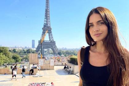 Zaira Nara está de vacaciones en París y un detalle en una foto despertó rumores de casamiento secreto con su pareja Jakob von Plessen