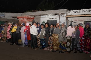 Zambia vota en presidenciales que ponen a prueba las reformas económicas del mandatario