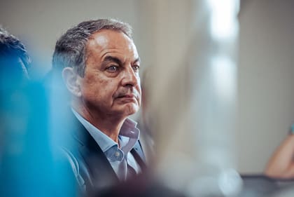Zapatero durante la presentación de un libro en el Círculo de Bellas Artes en Madrid