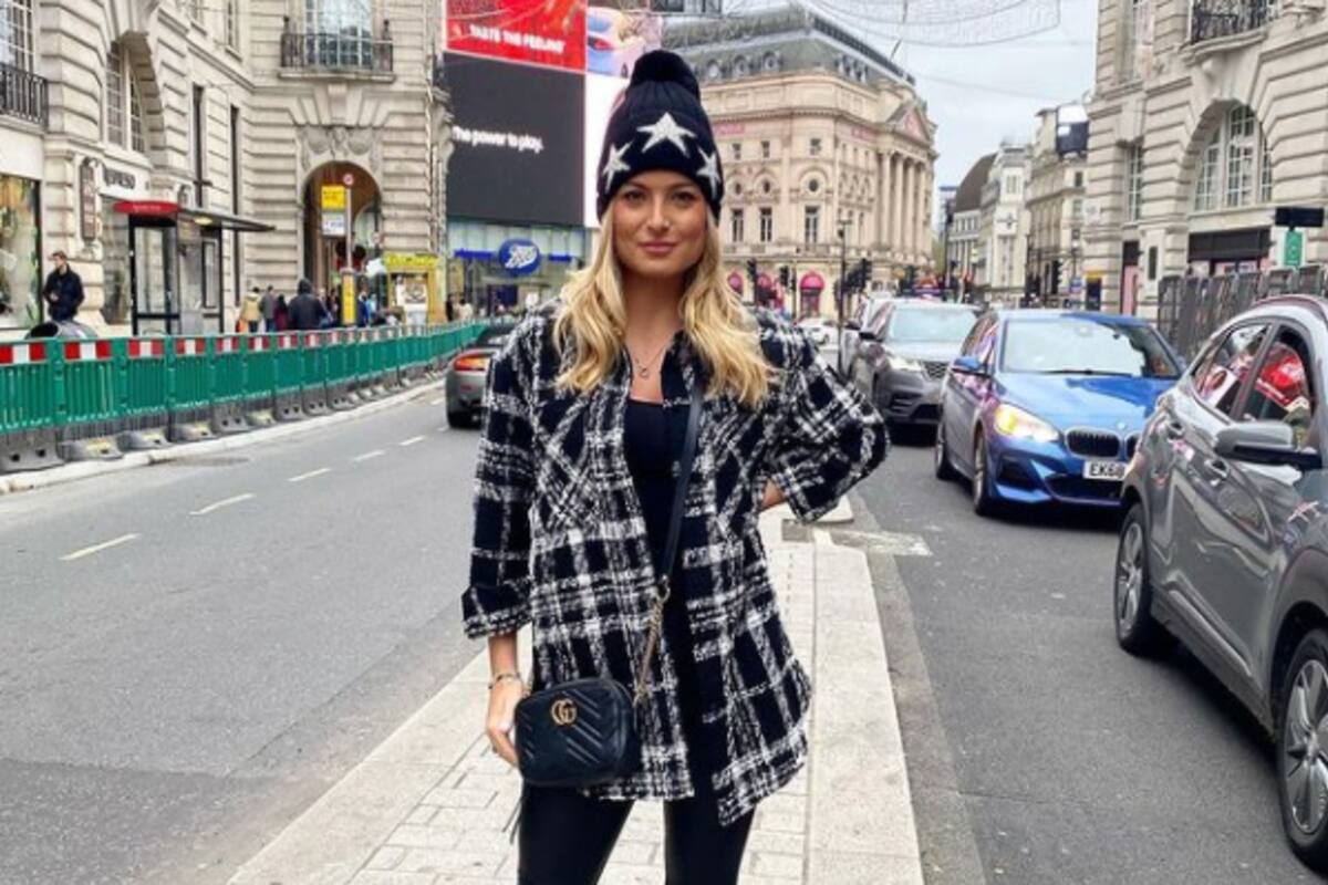 Zara Holland, modelo, estrella de realities y ex Miss Gran Bretaña, afrontó una multa de 12 mil dólares y la posibilidad de ser arrestada y pasar nueve meses en la cárcel por incumplir las normas sanitarias en la isla caribeña de Barbados