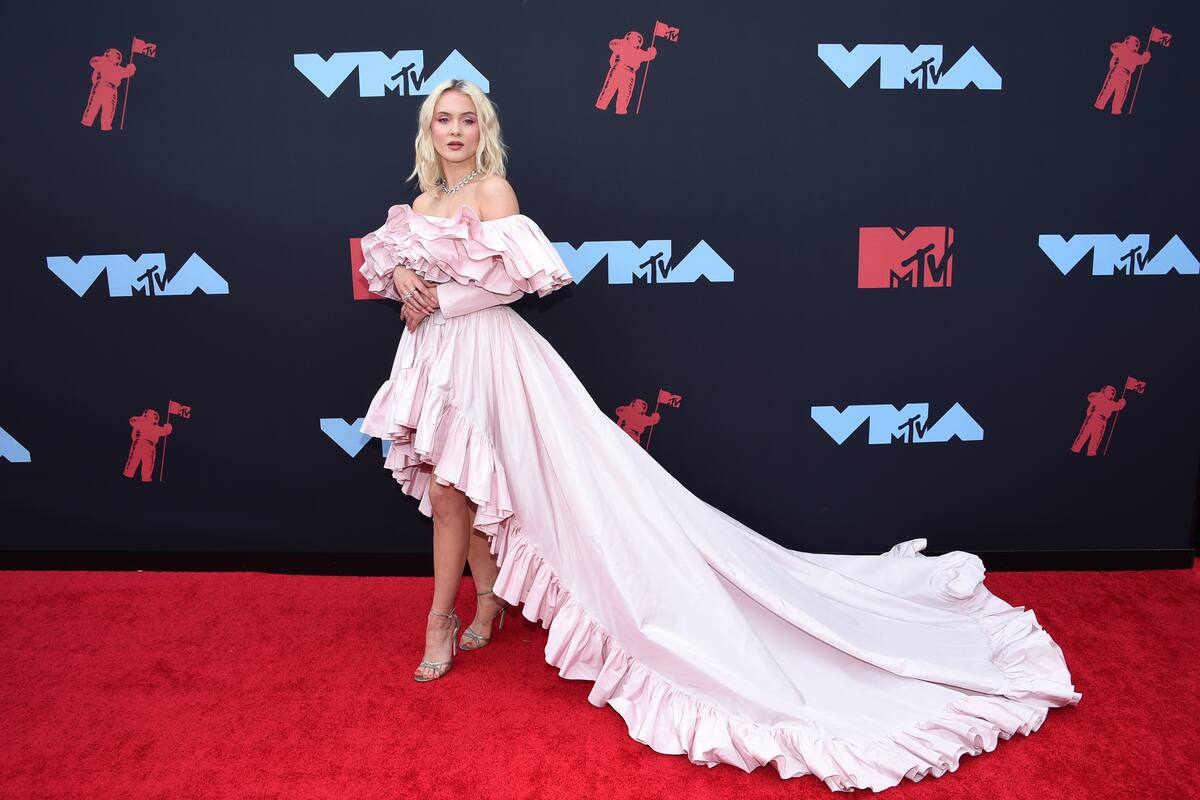 Zara Larsson en la entrega de los premios MTV Video Music en el Prudential Center