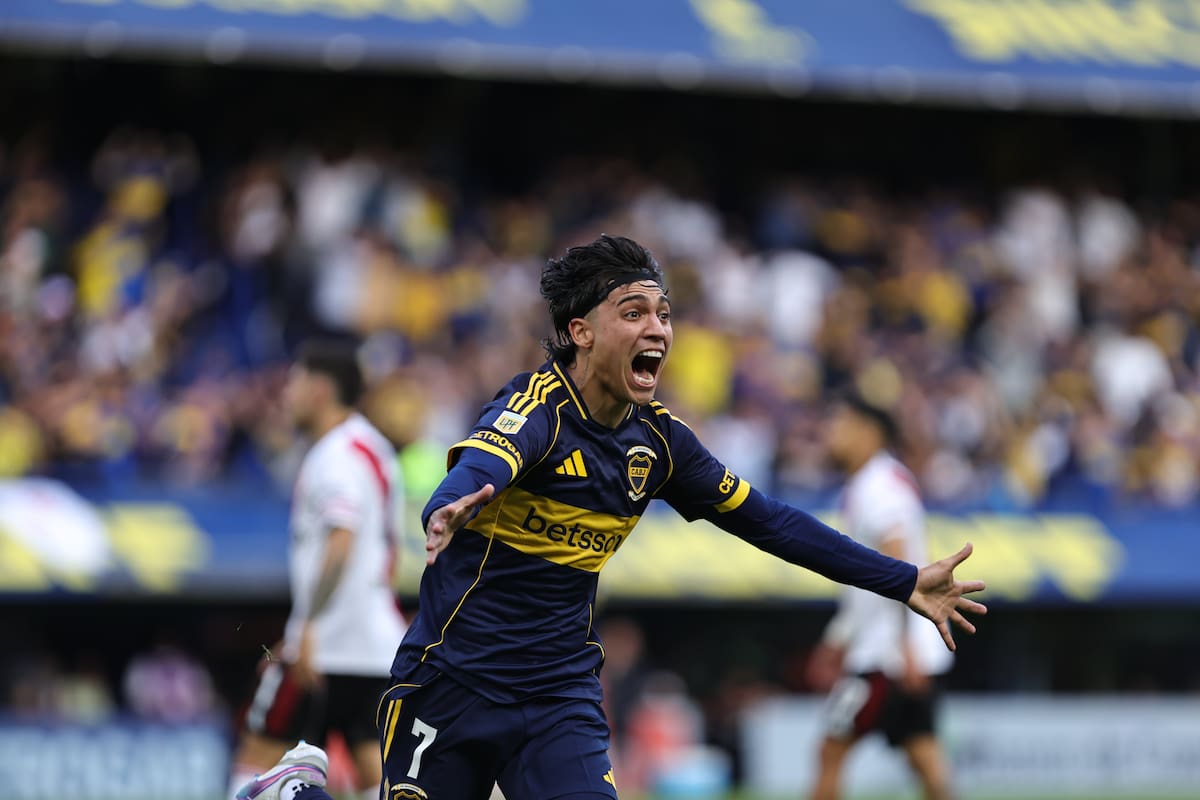 Zeballos grita con todo su gol