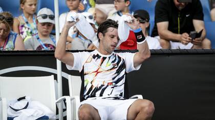 Zeballos sufre el calor de Australia