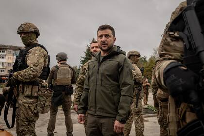 Zelensky insiste en que Ucrania logrará expulsar a las fuerzas rusas