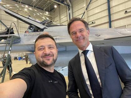 Zelensky junto a Mark Rutte