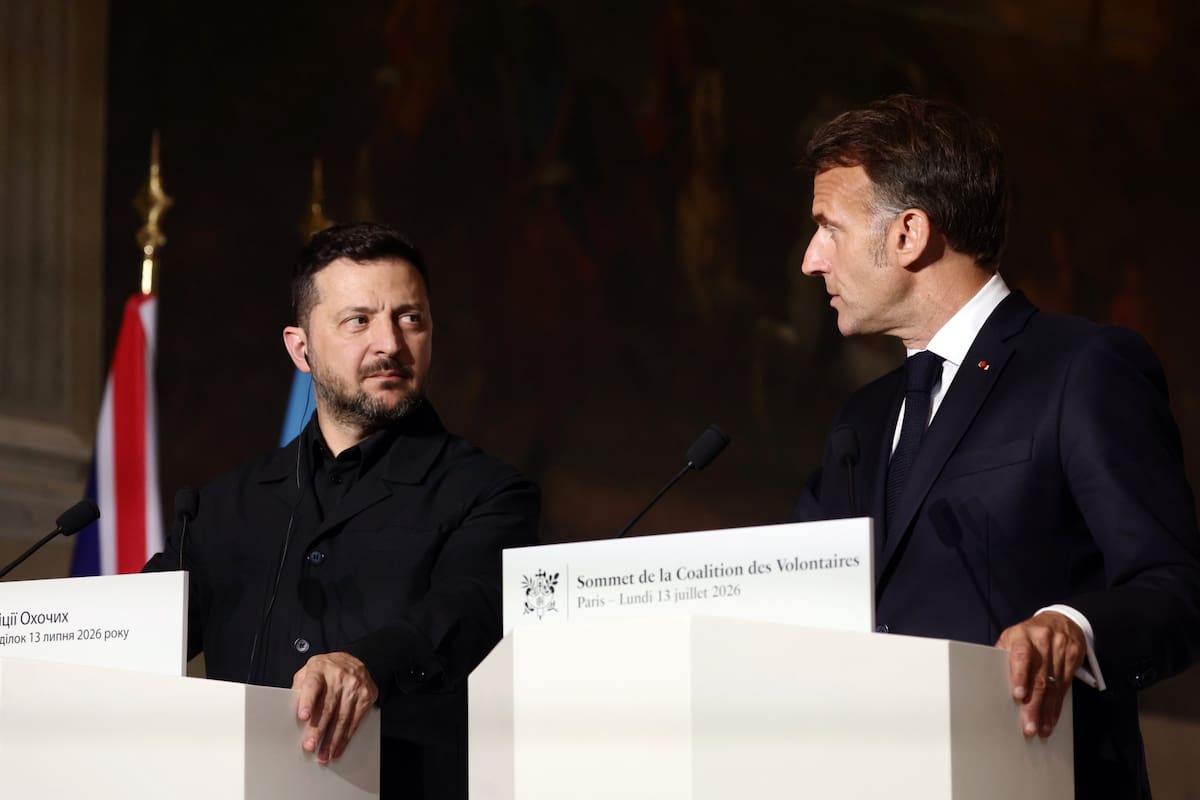 Zelensky y Macron, en París, después de la cumbre de la Coalición de Voluntarios (Teresa Suarez/AP)