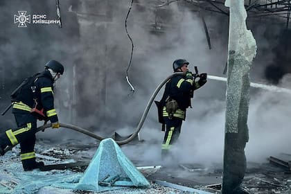 Zelenskyy se reúne con líderes de EEUU y Europa en Roma antes de la llamada Trump-Putin