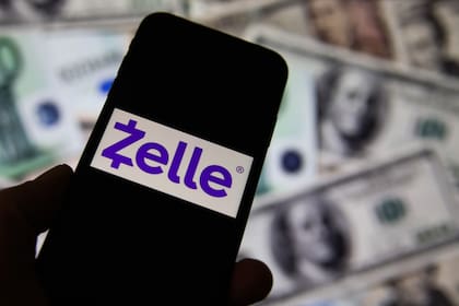 Los usuarios pueden caer en estafas al pagar con Zelle las multas de tránsito